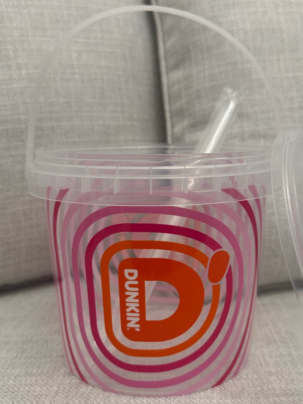 Dunkin 48 oz Bucket Viral BRAND NEW with Strae